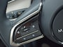 Mazda CX-6e 78 kWh Takumi | Alarmsysteem | Automatisch dimmende binnenspiegel met randloos design | Draadloze Apple CarPlay en Android Auto™