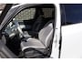 Volkswagen ID.3 First Plus 204pk 58 kWh | Led matrix | Navigatie | Steunhaak