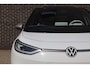 Volkswagen ID.3 First Plus 204pk 58 kWh | Led matrix | Navigatie | Steunhaak