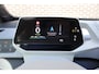 Volkswagen ID.3 First Plus 204pk 58 kWh | Led matrix | Navigatie | Steunhaak