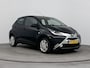 Toyota Aygo 1.0 VVT-i x-play | Airco | Achteruitrijcamera | Bluetooth | Elektrische ramen voor | Elektrisch verstelbare spiegels |