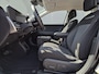 Hyundai Ioniq 5 Connect Limited 84 kWh / SOH 100 % / Fabrieksgarantie tot 09-2030 / CCS snelladen / All season banden / Trekgewicht 1600 kg / Warmtepomp / Elektrische achterklep / Stuur- & Stoel verwarming / Adaptief cruise control / Achteruitrijcamera /