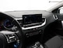 Kia Ceed 1.5 T-GDi MHEV DynamicLine Sport (APPLE CARPLAY,LED VERLICHTING,CAMERA,ADAPTIVE CRUISE,CLIMATE,TREKHAAK,LANE ASSIST)