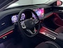 Volkswagen Passat Variant 1.5 eHybrid Elegance Business Trekhaak / Metalllic / App