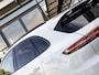 Porsche Cayenne 3.0 E-Hybrid Platinum Edition | SPORTDESIGN | SPORTCHRONO | SPORTUITLAATSYSTEEM | PANORAMA/SCHUIF-KANTELDAK | PASM LUCHTVERING | 21 INCH | 18-WEG STOELEN | ACHTERUITRIJCAMERA | ADAPTIVE CRUISE CONTROL | CARRARAWIT |
