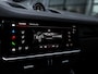 Porsche Cayenne 3.0 E-Hybrid Platinum Edition | SPORTDESIGN | SPORTCHRONO | SPORTUITLAATSYSTEEM | PANORAMA/SCHUIF-KANTELDAK | PASM LUCHTVERING | 21 INCH | 18-WEG STOELEN | ACHTERUITRIJCAMERA | ADAPTIVE CRUISE CONTROL | CARRARAWIT |