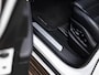 Porsche Cayenne 3.0 E-Hybrid Platinum Edition | SPORTDESIGN | SPORTCHRONO | SPORTUITLAATSYSTEEM | PANORAMA/SCHUIF-KANTELDAK | PASM LUCHTVERING | 21 INCH | 18-WEG STOELEN | ACHTERUITRIJCAMERA | ADAPTIVE CRUISE CONTROL | CARRARAWIT |