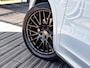 Porsche Cayenne 3.0 E-Hybrid Platinum Edition | SPORTDESIGN | SPORTCHRONO | SPORTUITLAATSYSTEEM | PANORAMA/SCHUIF-KANTELDAK | PASM LUCHTVERING | 21 INCH | 18-WEG STOELEN | ACHTERUITRIJCAMERA | ADAPTIVE CRUISE CONTROL | CARRARAWIT |