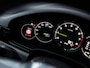 Porsche Cayenne 3.0 E-Hybrid Platinum Edition | SPORTDESIGN | SPORTCHRONO | SPORTUITLAATSYSTEEM | PANORAMA/SCHUIF-KANTELDAK | PASM LUCHTVERING | 21 INCH | 18-WEG STOELEN | ACHTERUITRIJCAMERA | ADAPTIVE CRUISE CONTROL | CARRARAWIT |