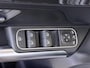 Mercedes-Benz B-klasse 200 AMG Line / Panoramadak/ Night/ Leder/ 19 inch/ Sfeerverlichting/ Carplay