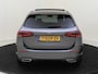 Mercedes-Benz B-klasse 200 AMG Line / Panoramadak/ Night/ Leder/ 19 inch/ Sfeerverlichting/ Carplay