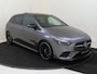 Mercedes-Benz B-klasse 200 AMG Line / Panoramadak/ Night/ Leder/ 19 inch/ Sfeerverlichting/ Carplay