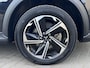 Mitsubishi Eclipse Cross 2.4 PHEV Intense+ / Fabrieksgarantie Tot 06-2027 / 1.500 kg trekgewicht / Elektrische bestuurdersstoel / Navigatie / Stoelverwarming / Apple Carplay/Android Auto / 18" LM wielen /