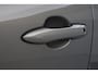 Toyota Yaris Cross 1.5 Hybrid Executive | Trekhaak | Dodehoek detectie | Stoelverwarming | Head-up display | JBL | Apple Carplay / Android Auto | Parkeersensoren voor/achter | 18 inch