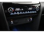Toyota Yaris Cross 1.5 Hybrid Executive | Trekhaak | Dodehoek detectie | Stoelverwarming | Head-up display | JBL | Apple Carplay / Android Auto | Parkeersensoren voor/achter | 18 inch