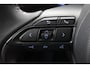 Toyota Yaris Cross 1.5 Hybrid Executive | Trekhaak | Dodehoek detectie | Stoelverwarming | Head-up display | JBL | Apple Carplay / Android Auto | Parkeersensoren voor/achter | 18 inch