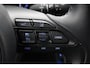 Toyota Yaris Cross 1.5 Hybrid Executive | Trekhaak | Dodehoek detectie | Stoelverwarming | Head-up display | JBL | Apple Carplay / Android Auto | Parkeersensoren voor/achter | 18 inch