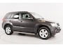 Suzuki Grand Vitara 2.0-16V Exclusive 4 X 4 | Trekhaak | Keyless | Android radio | Airco |