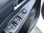 Mazda 2 1.5 Skyactiv-G Luxury | Navigatie | Climate Control | Parkeersensoren | Cruise Control