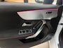Mercedes-Benz A-klasse 200 Business Solution AMG Pano/Carplay/Camera/Sfeerverlichting