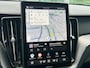 Volvo XC60 2.0 T6 Plug-in hybrid AWD Plus Black Edition Automaat / Trekhaak / Panoramadak / Head-up display / Harman Kardon / 360 camera / 21"velgen