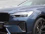 Volvo XC60 2.0 T6 Plug-in hybrid AWD Plus Black Edition Automaat / Trekhaak / Panoramadak / Head-up display / Harman Kardon / 360 camera / 21"velgen