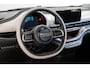 Fiat 500e La Prima 42 kWh | Panoramadak | Camera | Stoelverwarming | Adaptive Cruise Controle | Parkeersensoren | Kunstlederen bekleding |