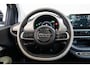 Fiat 500e La Prima 42 kWh | Panoramadak | Camera | Stoelverwarming | Adaptive Cruise Controle | Parkeersensoren | Kunstlederen bekleding |