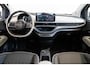 Fiat 500e La Prima 42 kWh | Panoramadak | Camera | Stoelverwarming | Adaptive Cruise Controle | Parkeersensoren | Kunstlederen bekleding |