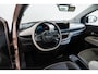 Fiat 500e La Prima 42 kWh | Panoramadak | Camera | Stoelverwarming | Adaptive Cruise Controle | Parkeersensoren | Kunstlederen bekleding |