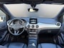 Mercedes-Benz B-klasse 180 Ambition Automaat Panoramadak Leer Sensoren navi