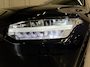 Volvo XC90 T8 Recharge AWD R-Design PANO/B&W/TREKHAAK/360CAMERA/22'/SOH 97,3%/HEAD-UP/STANDKACHEL/MEMORY/GOOGLE/R-DESIGN VOL LEER/DONKERE-HEMEL/BLACK ALL BLACK/VOLLEDIG VOLVO DEALER HISTORIE