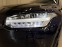 Volvo XC90 T8 Recharge AWD R-Design PANO/B&W/TREKHAAK/360CAMERA/22'/HEAD-UP/STANDKACHEL/MEMORY/GOOGLE/R-DESIGN VOL LEER/DONKERE-HEMEL/BLACK ALL BLACK/VOLLEDIG VOLVO DEALER HISTORIE