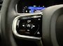 Volvo XC90 T8 Recharge AWD R-Design PANO/B&W/TREKHAAK/360CAMERA/22'/SOH 97,3%/HEAD-UP/STANDKACHEL/MEMORY/GOOGLE/R-DESIGN VOL LEER/DONKERE-HEMEL/BLACK ALL BLACK/VOLLEDIG VOLVO DEALER HISTORIE