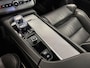 Volvo XC90 T8 Recharge AWD R-Design PANO/B&W/TREKHAAK/360CAMERA/22'/HEAD-UP/STANDKACHEL/MEMORY/GOOGLE/R-DESIGN VOL LEER/DONKERE-HEMEL/BLACK ALL BLACK/VOLLEDIG VOLVO DEALER HISTORIE