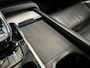 Volvo XC90 T8 Recharge AWD R-Design PANO/B&W/TREKHAAK/360CAMERA/22'/HEAD-UP/STANDKACHEL/MEMORY/GOOGLE/R-DESIGN VOL LEER/DONKERE-HEMEL/BLACK ALL BLACK/VOLLEDIG VOLVO DEALER HISTORIE