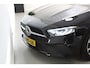 Mercedes-Benz A-klasse 180 Business Line | 16'LMV | NAVIGATIE | LEDER/STOF | CAMERA | DAB-RADIO | KEYLESS | CLIMA |