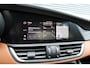 Alfa Romeo Giulia Super 2.0 TURBO 200pk Automaat I SUMMERDEAL | Adaptive Cruise Control I Bruin Leer I Camera I Parkeersensoren Voor & Achter I Apple Carplay/Android Auto