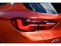 BMW X2 xDrive25e M-Sport | Pano | HUD | Sunset orange | 19 inch | Camera