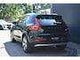 Volvo XC40 1.5 T4 Plug-in hybrid Plus Bright | Adaptive Cruise Controle | Blind Spot Information systeem | Achterbank verwarming | Stoel en stuurwiel verwarming |