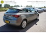 Opel Astra 1.0 Online Edition NL AUTO - NAVI - APPLE CARPLAY / ANDROID - PARKEERSENSOREN V+A - DAB+ - CRUISE - CLIMA - BLUETOOTH - 16 INCH L.M. VELGEN - 4 SEIZ. BANDEN