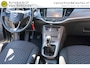 Opel Astra 1.0 Online Edition NL AUTO - NAVI - APPLE CARPLAY / ANDROID - PARKEERSENSOREN V+A - DAB+ - CRUISE - CLIMA - BLUETOOTH - 16 INCH L.M. VELGEN - 4 SEIZ. BANDEN