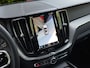 Volvo XC60 2.0 T8 Plug-in hybrid AWD Ultimate Dark | Polestar optimalisatie | Dealer onderhouden | SOH 96% | Trekhaak | 360 Cam | Pano | HUD