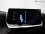 Peugeot 2008 1.2 PureTech Allure (APPLE CARPLAY,LED VERLICHTING,CLIMATE,CRUISE,SPORTSTOELEN,LM-VELGEN,TOPCONDITIE)