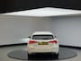 Mercedes-Benz A-klasse 200 Business Solution | 18 '' AMG wielen | Burmerster sound | Sportstoelen verw met leer | cam achter