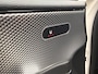Mercedes-Benz A-klasse 200 Business Solution | 18 '' AMG wielen | Burmerster sound | Sportstoelen verw met leer | cam achter