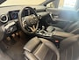 Mercedes-Benz A-klasse 200 Business Solution | 18 '' AMG wielen | Burmerster sound | Sportstoelen verw met leer | cam achter