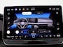 Volkswagen Golf 1.5 eHybrid GTE · Panoramadak · Camera · Inklap. Trekhaak · Matrix LED · Head-Up Display · Dynamic Chassis Control · Garantie t/m 17-07-2030 of 100.000km