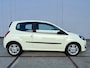 Renault Twingo 1.2 16V Parisienne Airco | bluetooth muziek en telefonie | Lm velgen | Orig.NL-auto | NAP | isofix | USB en Aux