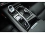 Volvo V90 2.0 T8 Plug-in hybrid AWD Ultra Dark Luchtvering | Bowers & Wilkins Audiosysteem | Lichtmetalen Velgen 20"| Kunstlederen Interieurdelen | Rondomzicht Camera | Elektrisch Glazen Panorama-Dak | Head-up Display | Electronic Climate Controle | Massagefunctie Voorstoelen | VerwarmdeGeventileerde Voorstoelen | Stuurwiel Verwarmend | Achterbank Verwarmd | Google Navigatiesysteem Full Map |Gelaagde Zijruiten | Semi Elektrische Trekhaak